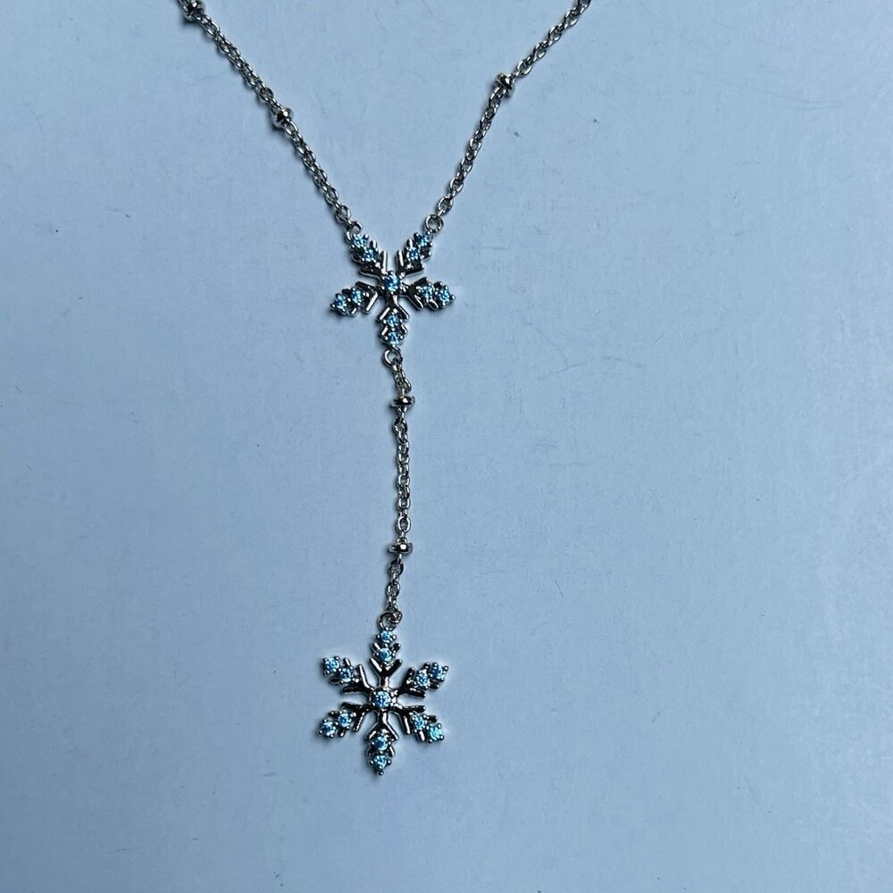 Silver Tone Dazzling Snowflakes Blue Rhinestones Necklace Gift Christmas Party